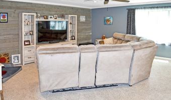 793 King Ridge Dr, Ashland, OH 44805