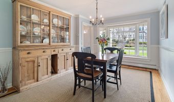7 Waverly Rd, Darien, CT 06820