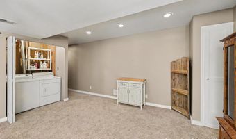 10861 Constant Dr, Allendale, MI 49401