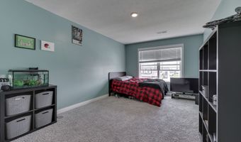 928 Ridge Rock Ln, Bargersville, IN 46106