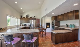 8249 E CAREFREE Dr, Carefree, AZ 85377