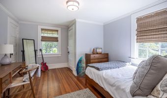 2012 Broad St, Camden, SC 29020