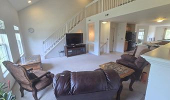 1141 Freesia Ct, Ann Arbor, MI 48105