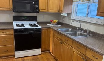 120 HILLDALE Ct, Claymont, DE 19703