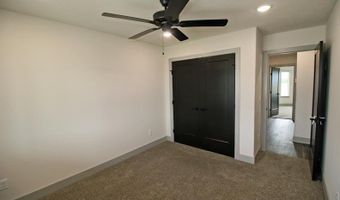 8641 E Cherrywood Ct, Bel Aire, KS 67226