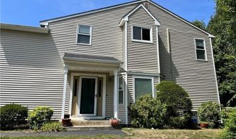 27 Venturi Grn B, North Providence, RI 02904