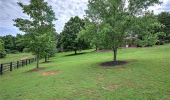 122 Shake Rag Cir NW, Adairsville, GA 30103