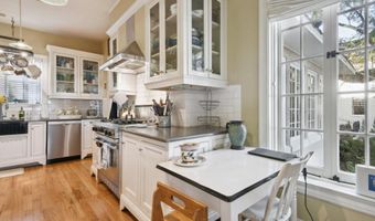 600 N Beach Blvd, Bay St. Louis, MS 39520