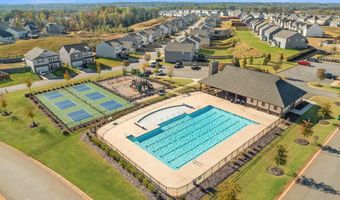 6015 Thicket Ln, Boiling Springs, SC 29316