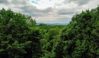 1073 Chapel Rd, Bennington, VT 05201