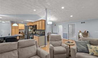 4 Hunters Run, North Providence, RI 02904