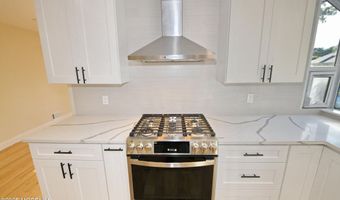 2100 Princeton Ct, Allenwood, NJ 08720