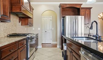 912 Stephanie Ln, Altus, OK 73521