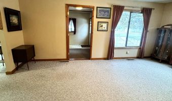115 1st St SE, Akeley, MN 56433