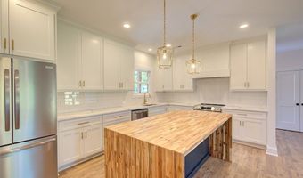 408 Edgewood Dr, Belton, SC 29627