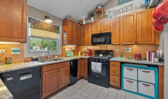 1084 Main St, Antioch, IL 60002