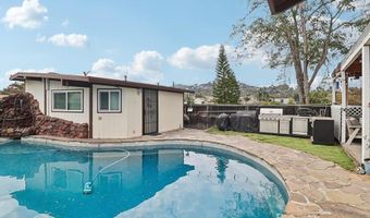 9535 Lakeview Dr, La Mesa, CA 91942