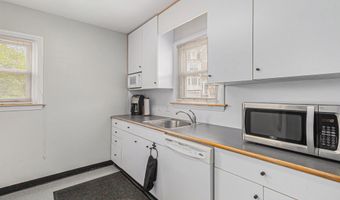 570 S Maple Rd, Ann Arbor, MI 48103