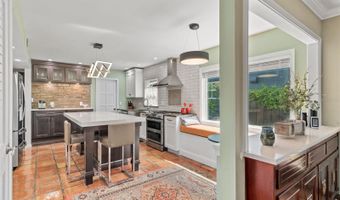 830 OAK St, Orlando, FL 32804