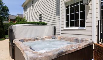 14469 Riverside Dr, Ashland, VA 23005