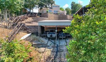 390 Branch Loop Rd, Big Sandy, TN 38221