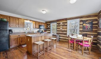 705 BEAUREGARD Dr, Basye, VA 22810