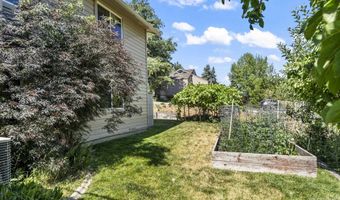 2236 E Roanoke Dr, Boise, ID 83712