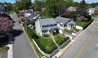 58 Bliss Rd, Newport, RI 02840