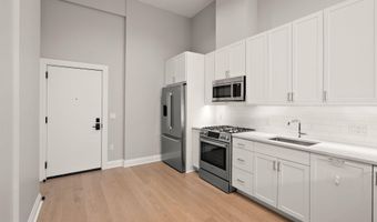 925 N FAIRFAX St 207, Alexandria, VA 22314