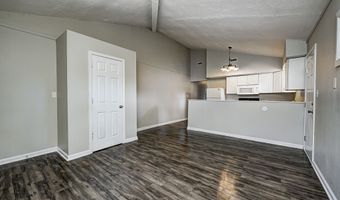 8465 Bluff Rd, Indianapolis, IN 46217