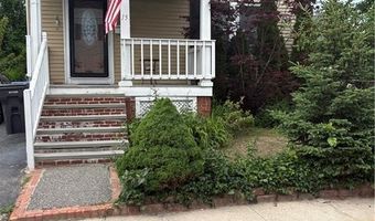 15 Villa Ave, Cranston, RI 02905