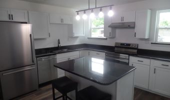 19 S Lester St, Bloomfield, IN 47424
