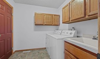 10454 Karston Cir, Albertville, MN 55301