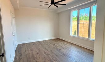 464 Bellview Rd, Appomattox, VA 24522