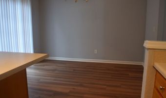 1078 Prestwyck Ct, Alpharetta, GA 30004