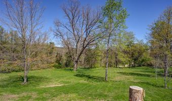208 Augusta Village Pl, Augusta, MO 63332