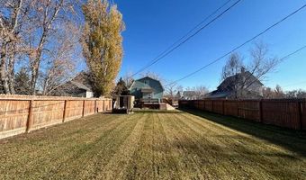 120 Ohmer St, Bottineau, ND 58318
