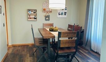 2435 Queensbury Rd, Alliance, OH 44601