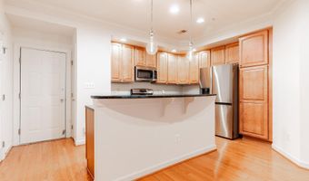5645 HARRINGTON FALLS Ln, Alexandria, VA 22312