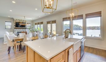242 Williams Rd, Alexander City, AL 35010