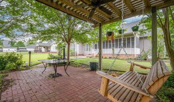 65 LIBERTY Ln, Anniston, AL 36207