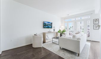 42175 CANARY GRASS Sq, Aldie, VA 20105