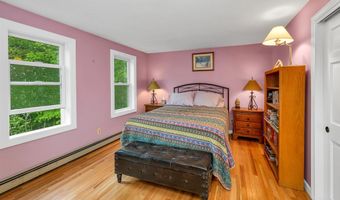 147 Hamwoods Rd, Alton, NH 03809