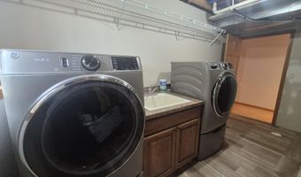 2420 SE 14th Ave, Aberdeen, SD 57401