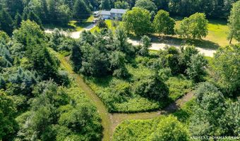9325 S Cedar Dr, Allendale, MI 49401