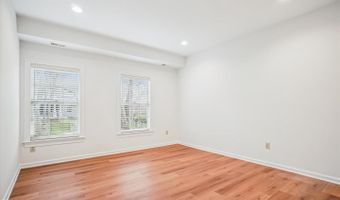 4500 35TH Rd N, Arlington, VA 22207