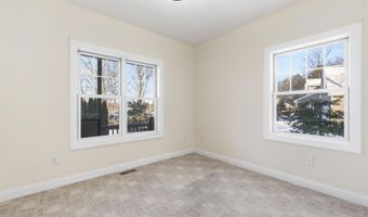 56 Sun Lake Dr, Belmont, NH 03220
