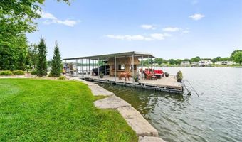 1060 Lake Viking Ter, Altamont, MO 64620