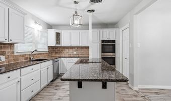 1059 S MCCAMPBELL St, Aransas Pass, TX 78336
