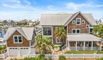 41 Transom Row, Bald Head Island, NC 28461